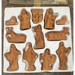 Vintage 12 pc Bisque Porcelain Nativity Set Christmas‎